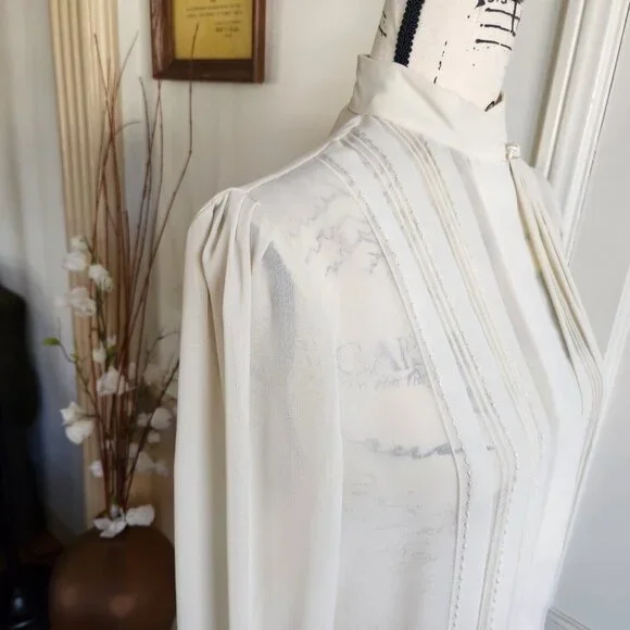 Alexandria Vintage Sheer Ivory Pleated Bouse Sz 8 - Picture 6 of 11